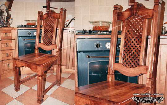 Класичний стліець в кухню